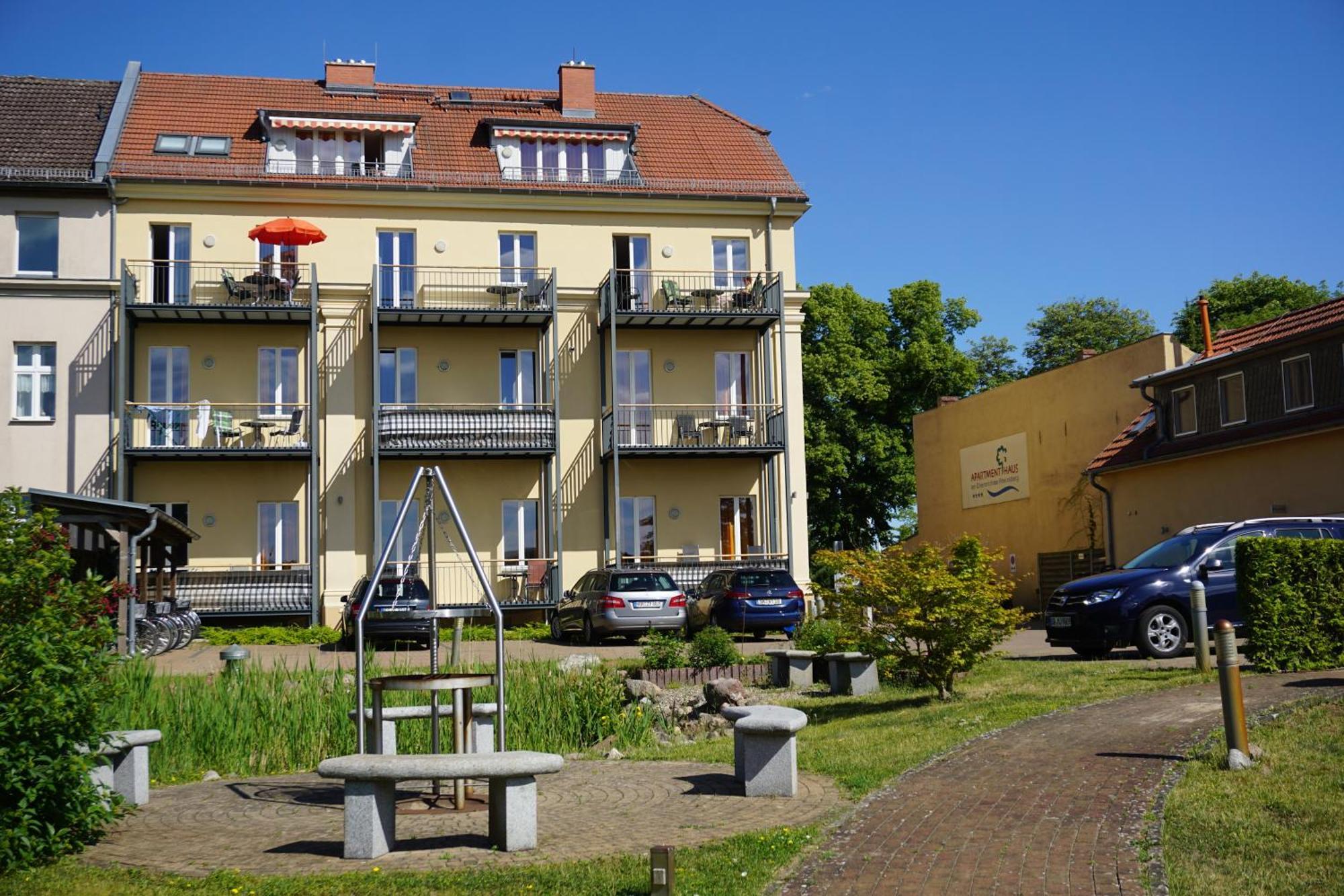 Einraumapartment Im Erdgeschoss Mit Seeblick Rheinsberg Kültér fotó